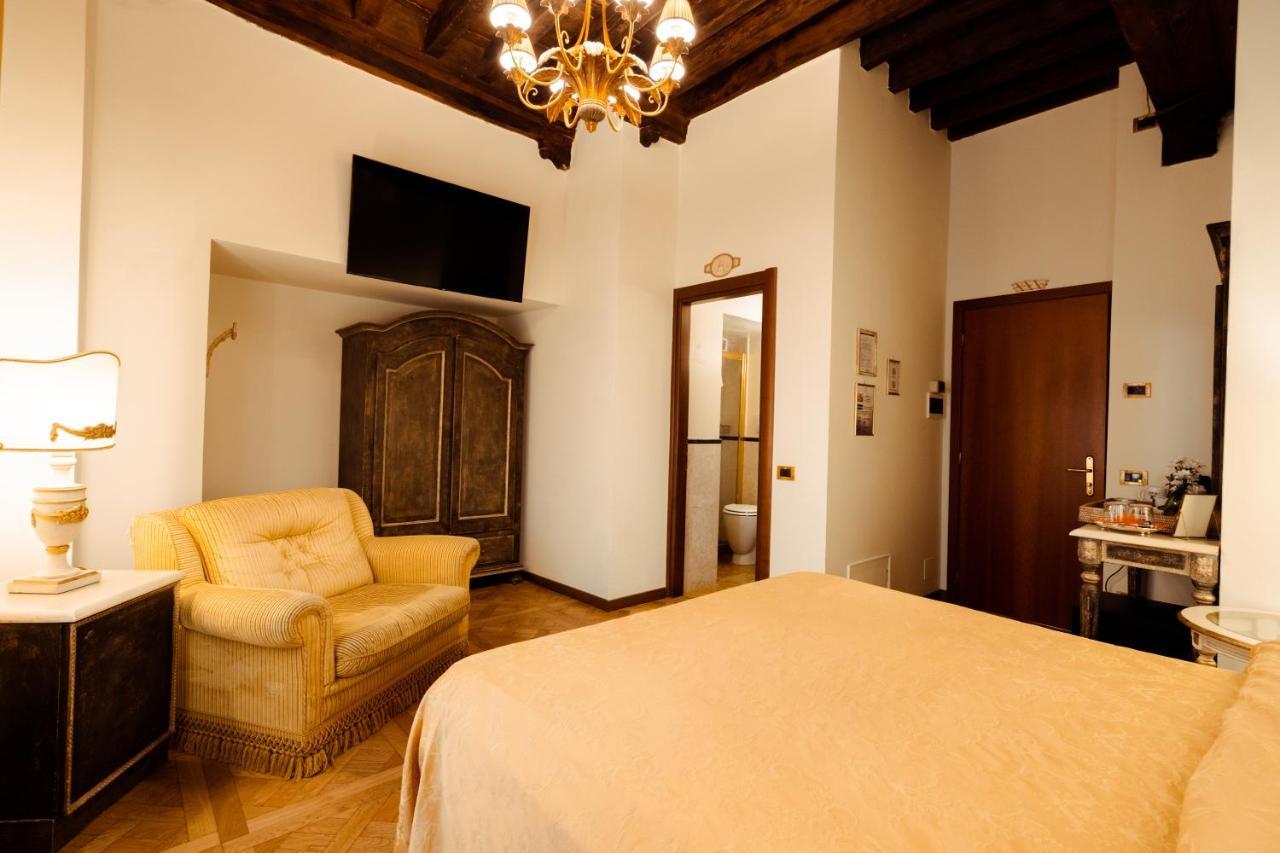 Hotel Palazzo Alexander Lucca Exteriér fotografie