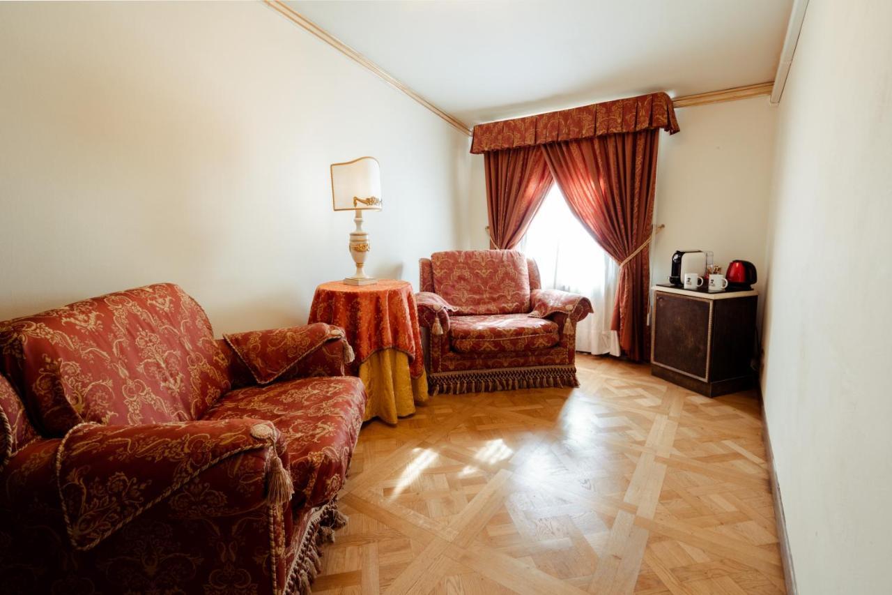 Hotel Palazzo Alexander Lucca Exteriér fotografie
