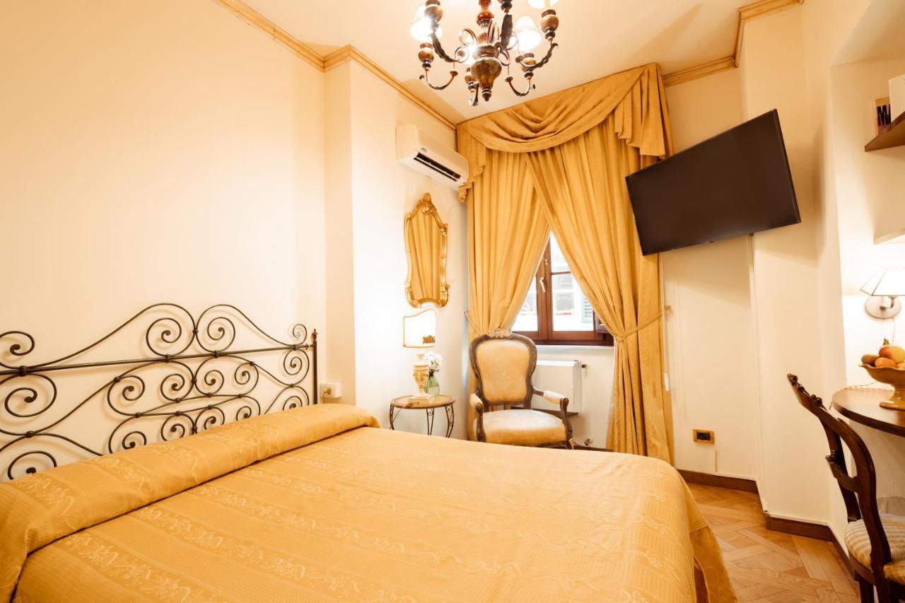 Hotel Palazzo Alexander Lucca Exteriér fotografie