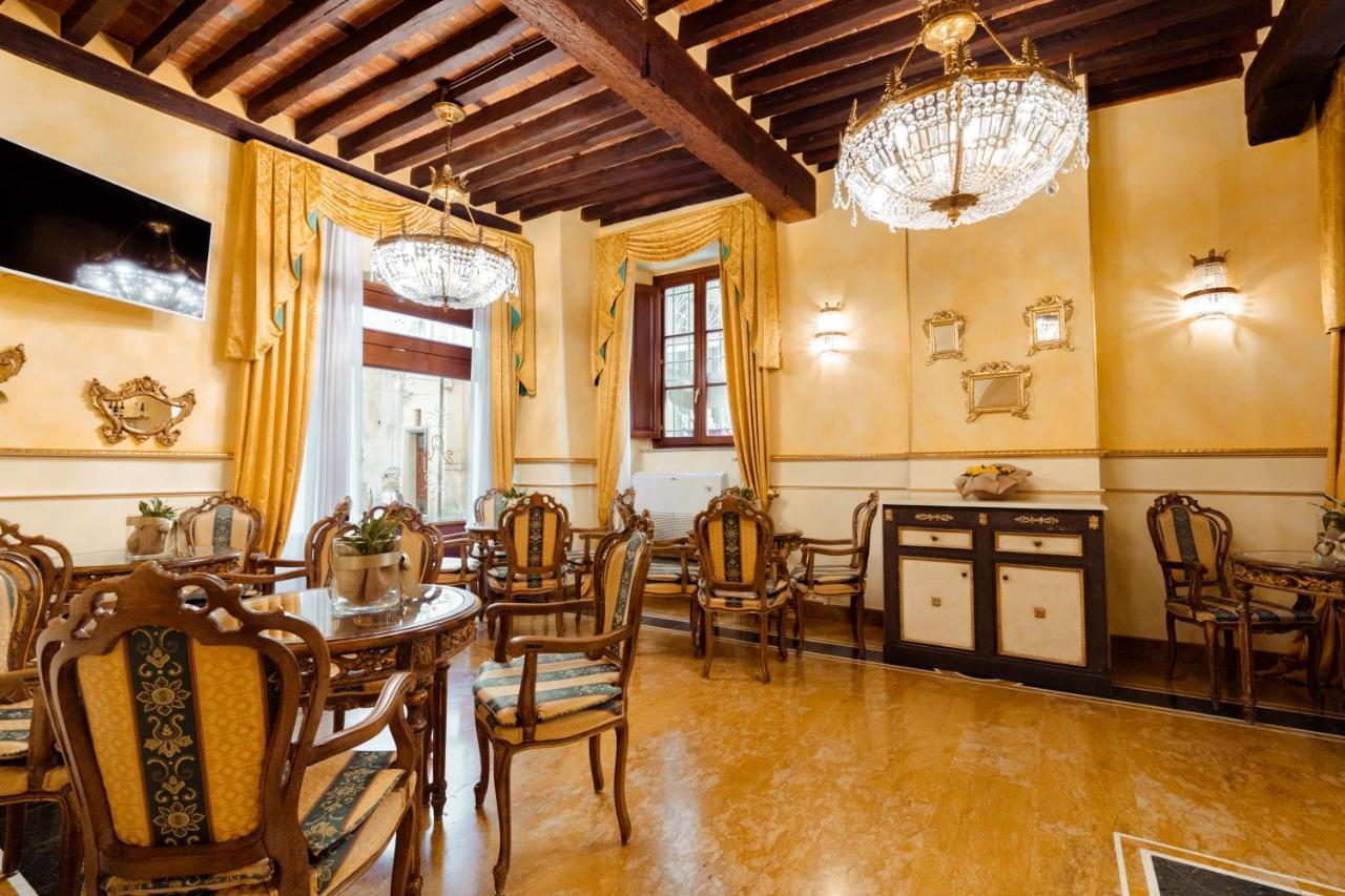 Hotel Palazzo Alexander Lucca Exteriér fotografie