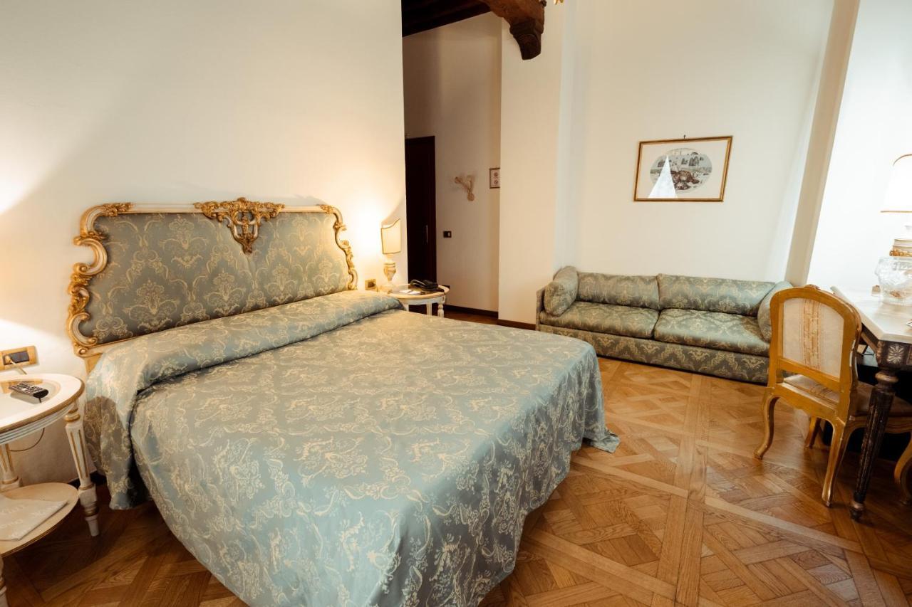 Hotel Palazzo Alexander Lucca Exteriér fotografie