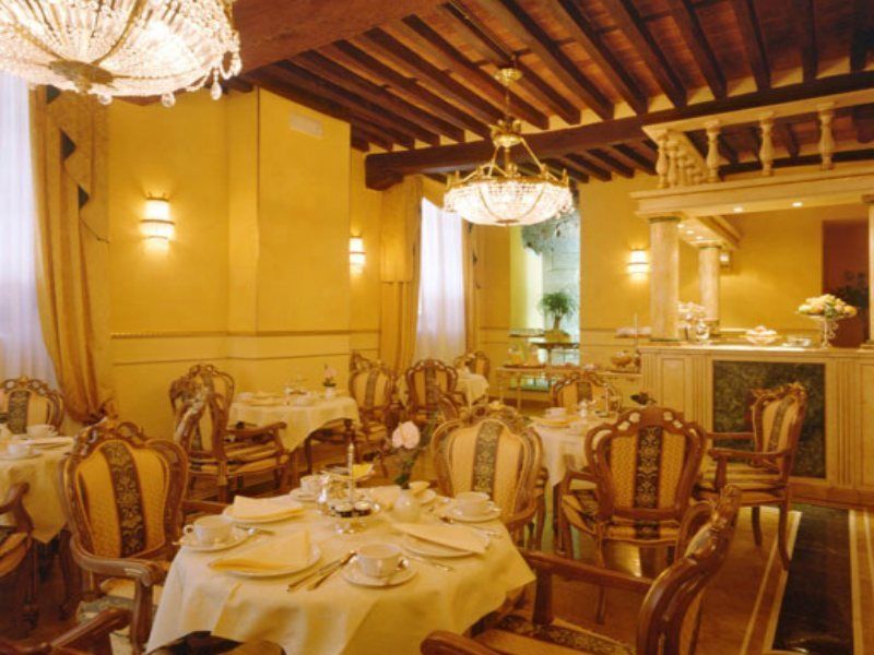 Hotel Palazzo Alexander Lucca Exteriér fotografie