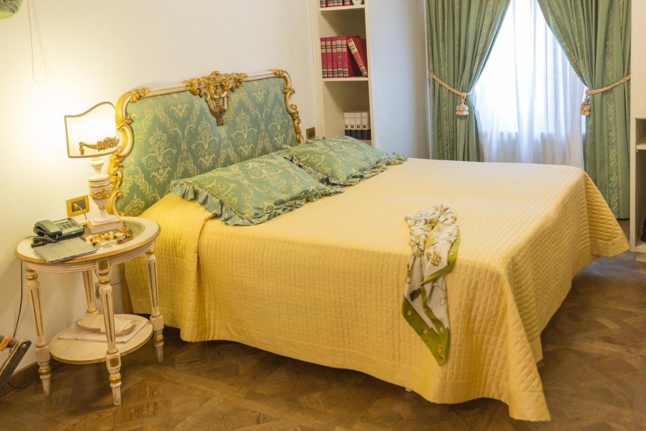 Hotel Palazzo Alexander Lucca Exteriér fotografie